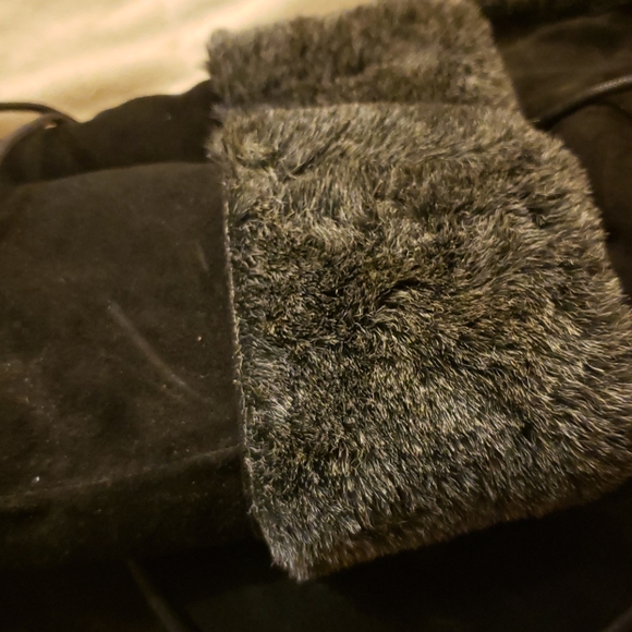 Black Suede Lined Boots Sz 8.5 NWOT - Picture 2 of 4